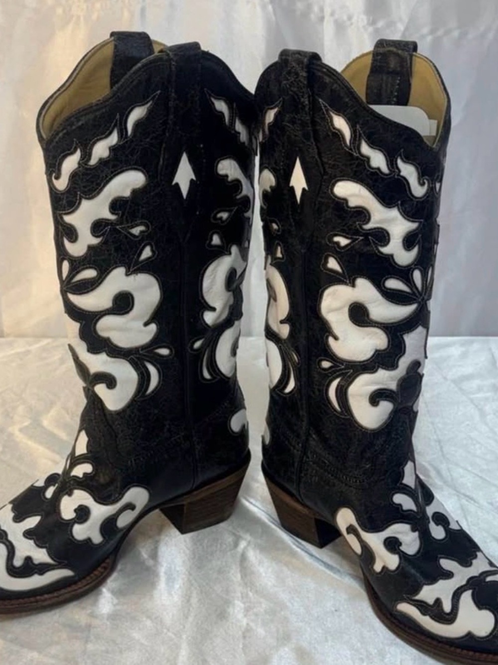 Corral Vintage Distressed Leather Black White Inlay Western Cowgirl Boots EUC
